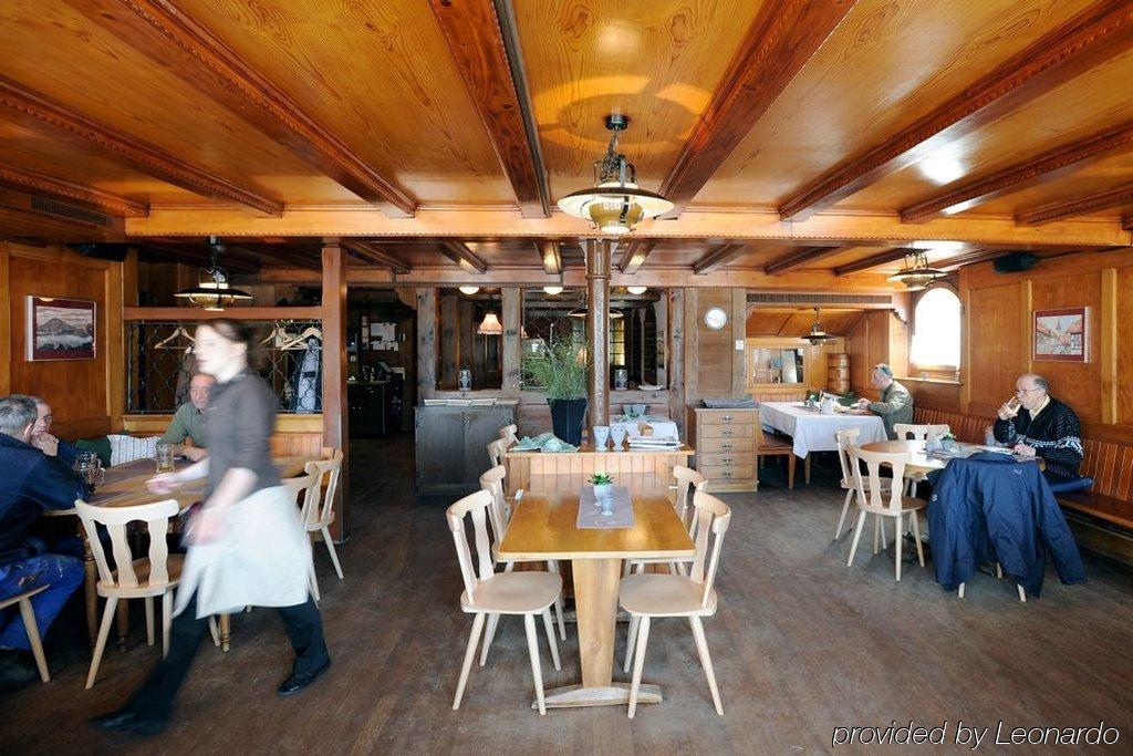 Hotel Baeren Sigriswil Restaurant bilde